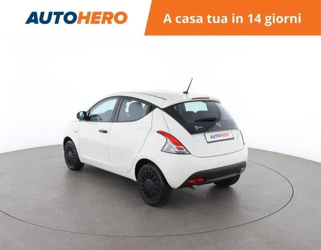 LANCIA Ypsilon 1.0 FireFly 5pS&S Hyb. Eco Silv. Image 4